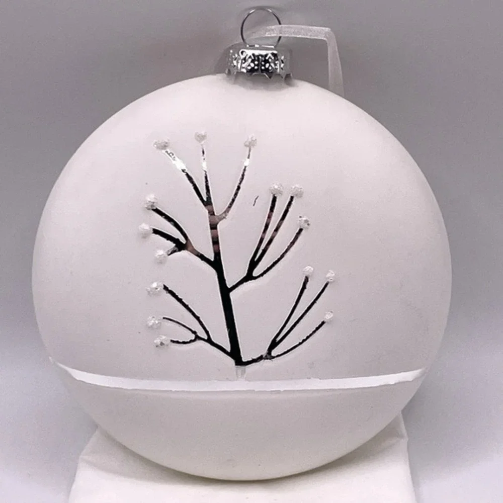 White Glass Silver Tree Winter Scene‎ 4
